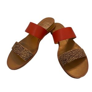 DOLCE VITA Women’s Payce 2 Strap Leather Low Wedge Sandal. Size: 61/2